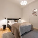Apartment Stunning 5 Bedroom By The Lakes Copenhagen