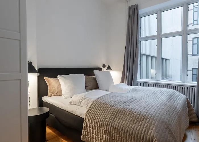 Daire Stunning 5 Bedroom By The Lakes Kopenhag